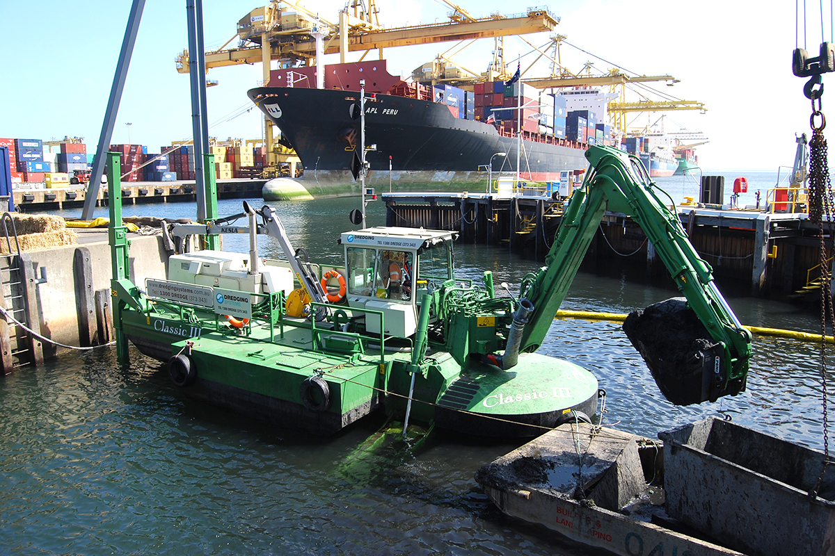 Maintain waterways & marinas